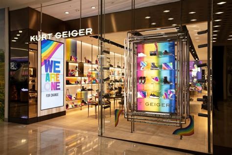 kurt geiger outlet store.